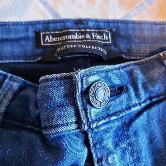 🪴bogo FREE🪴 Abercrombie Skinny Jean Denim Crop Size 25 - Picture 4 of 4